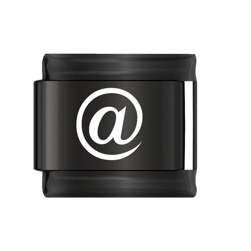 Charm Italiano Plano - Colección "Black Edition" (Letras Blancas y Símbolos)