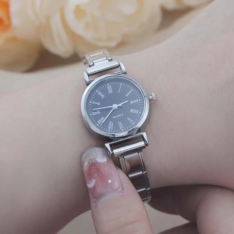 Reloj Base Modular - Diseño Números Romanos (Elegancia Clásica)