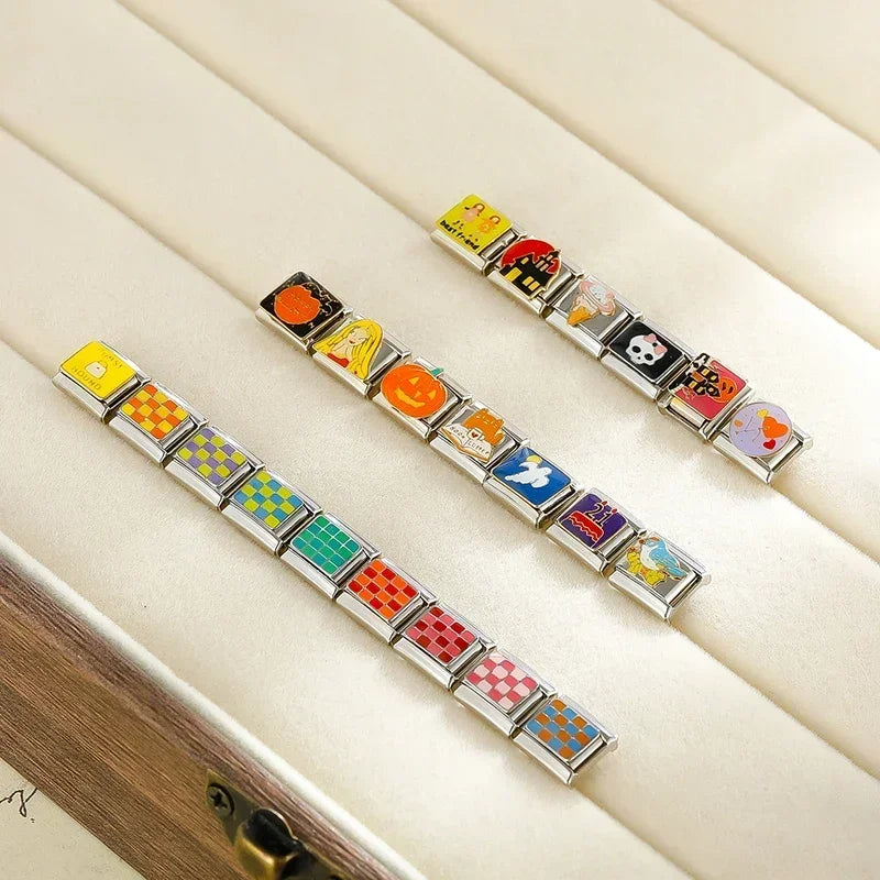 Charm Italiano Plano - Colección Gráfica y Celebración (Patrón Ajedrezado)