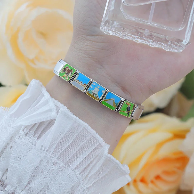 Charm Italiano Plano - Colección Aventura Exótica (Camel, Toucan, Máscaras)