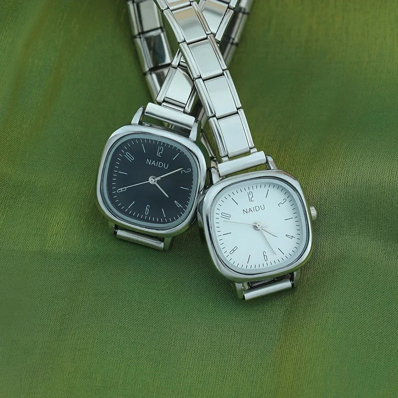 Reloj Base Modular - Diseño Cojín Único (Caja Joya)