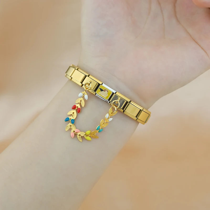 Charm Italiano Doble - Guirnalda de Flores (Estilo Primavera Dorada)