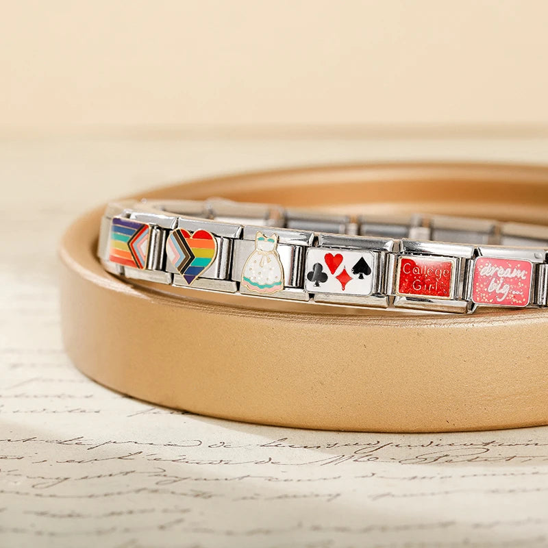 Charm Italiano Plano - Colección Momentos y Sueños (College, Pride, Familia)