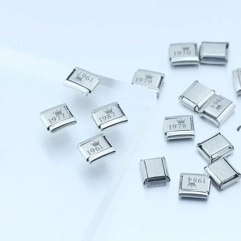 Charm Italiano Plano - Colección Año de Nacimiento Vintage (Con Corona)