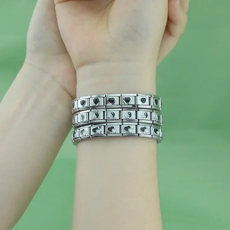 Pulsera Base Completa - Eslabón Corazón Continuo (Acero Plateado)